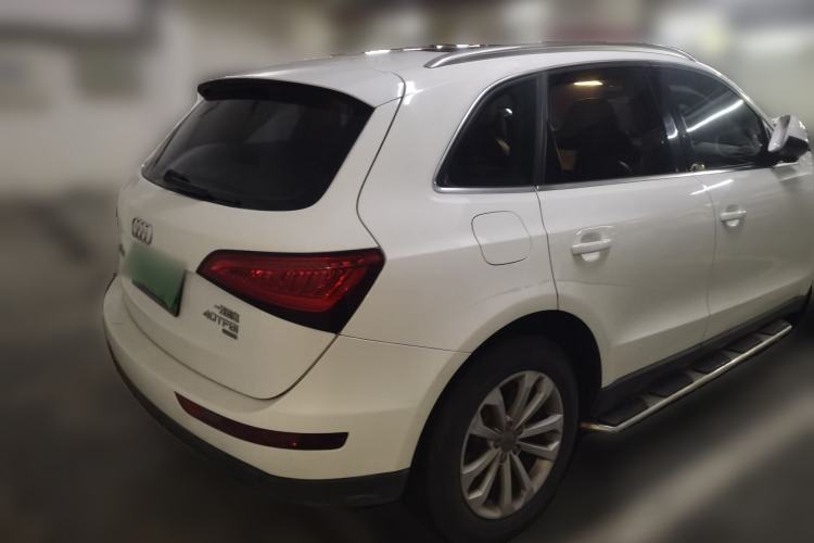 Used Audi Q5 2013 40 TFSI Technology Edition Rear Right 45 Deg