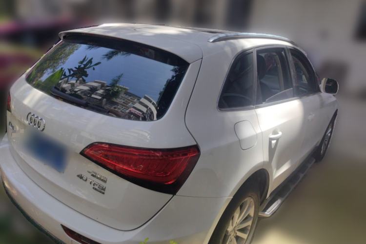 Used Audi Q5 2013 40 TFSI Technology Edition Rear Right 45 Deg