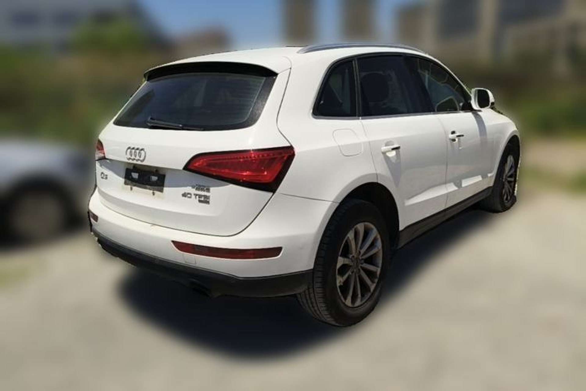 Used Audi Q5 2013 40 TFSI Technology Edition Rear Right 45 Deg