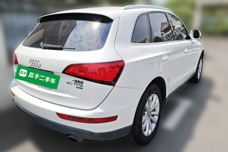 Used Audi Q5 2013 40 TFSI Technology Edition Rear Right 45 Deg
