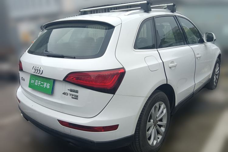 Used Audi Q5 2013 40 TFSI Technology Edition Rear Right 45 Deg