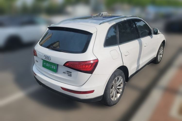 Used Audi Q5 2013 40 TFSI Technology Edition Rear Right 45 Deg