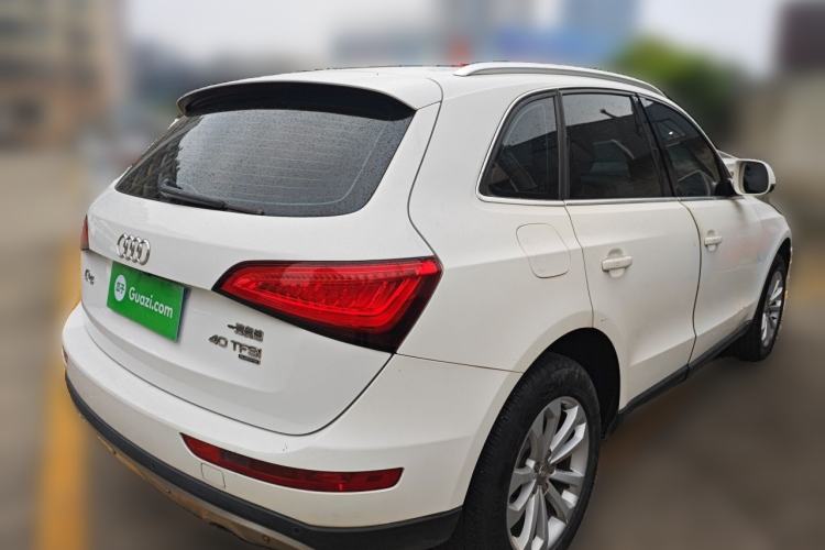 Used Audi Q5 2013 40 TFSI Technology Edition Rear Right 45 Deg