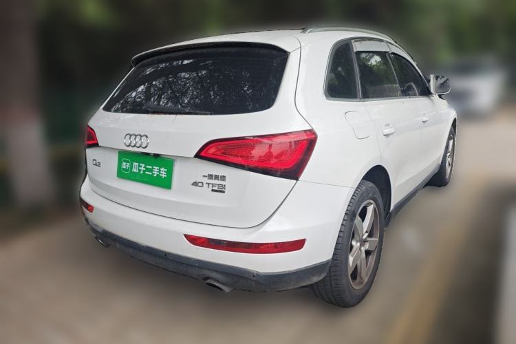 Used Audi Q5 2013 40 TFSI Technology Edition Rear Right 45 Deg