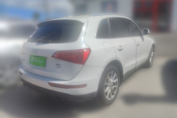 Used Audi Q5 2013 40 TFSI Technology Edition Rear Right 45 Deg