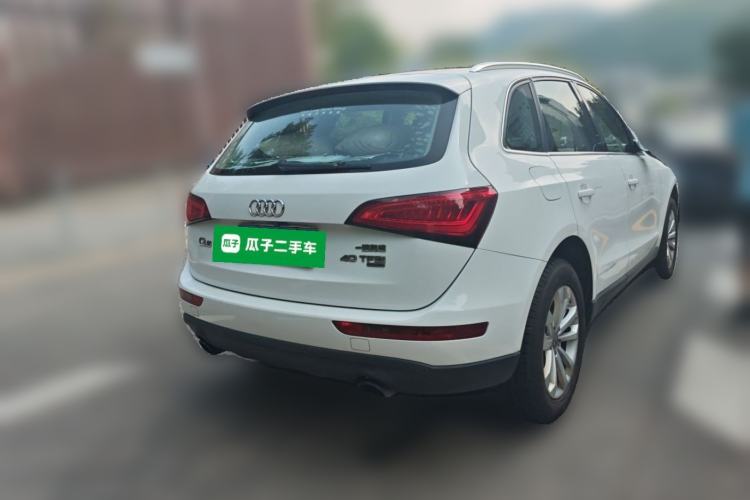 Used Audi Q5 2013 40 TFSI Technology Edition Rear Right 45 Deg