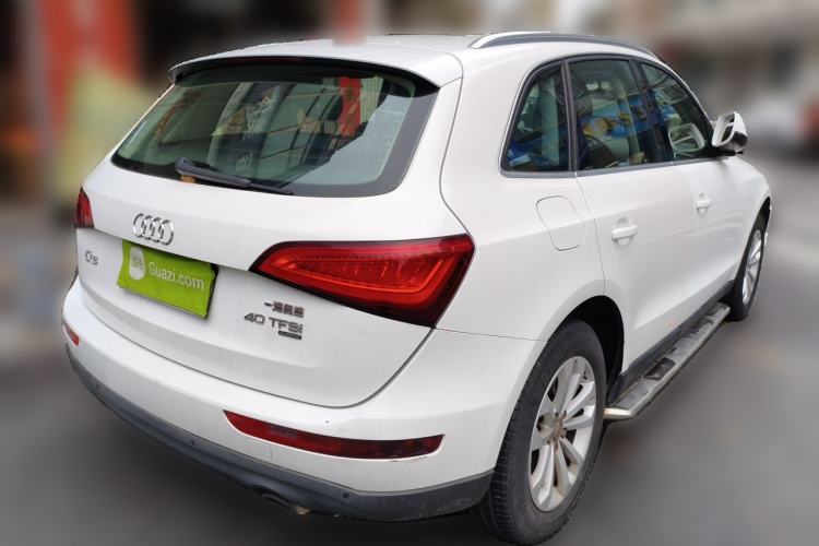 Used Audi Q5 2013 40 TFSI Technology Edition Rear Right 45 Deg
