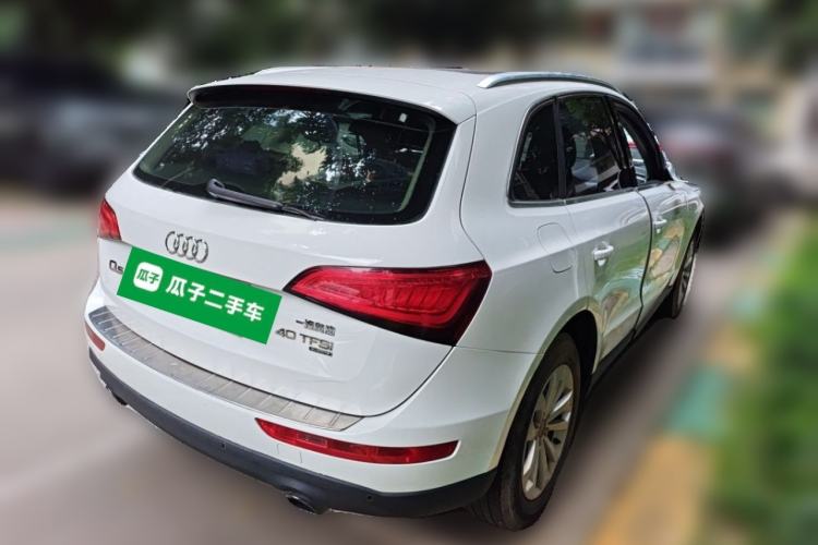 Used Audi Q5 2013 40 TFSI Technology Edition Rear Right 45 Deg