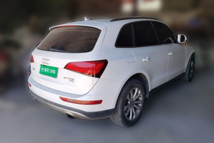 Used Audi Q5 2013 40 TFSI Technology Edition Rear Right 45 Deg