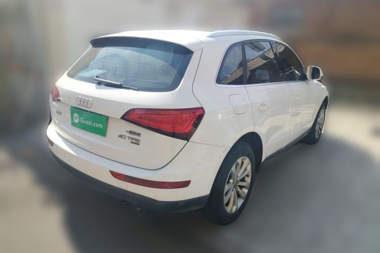 Used Audi Q5 2013 40 TFSI Technology Edition Rear Right 45 Deg