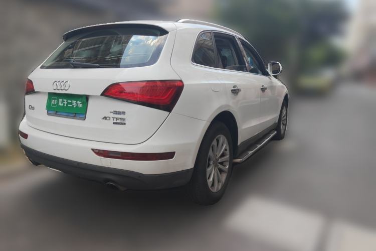 Used Audi Q5 2013 40 TFSI Technology Edition Rear Right 45 Deg