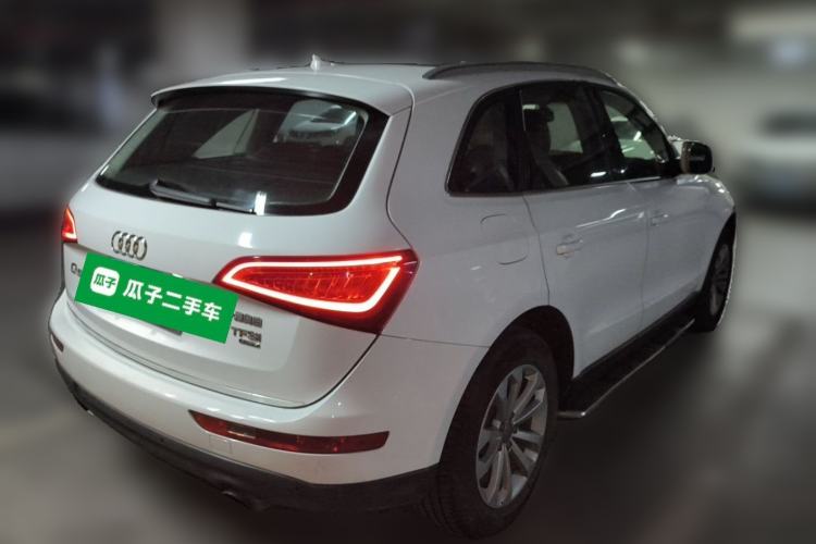 Used Audi Q5 2013 40 TFSI Technology Edition Rear Right 45 Deg