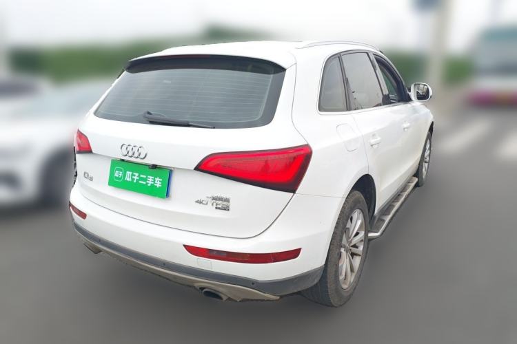 Used Audi Q5 2013 40 TFSI Technology Edition Rear Right 45 Deg