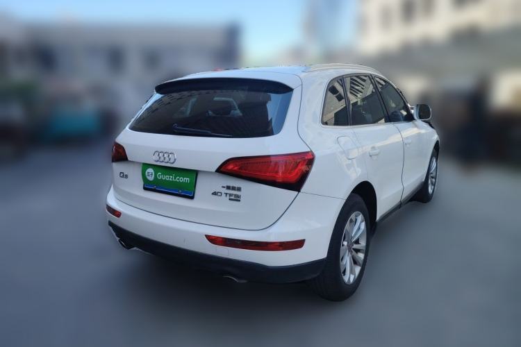 Used Audi Q5 2013 40 TFSI Technology Edition Rear Right 45 Deg