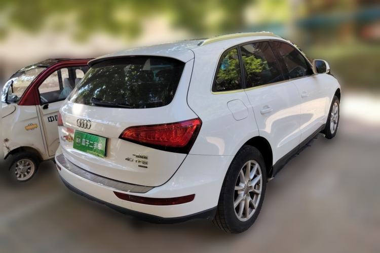 Used Audi Q5 2013 40 TFSI Ambition Rear Right 45 Deg
