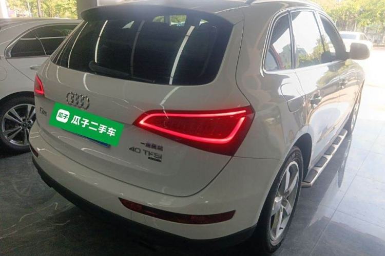 Used Audi Q5 2013 40 TFSI Comfort Edition Rear Right 45 Deg