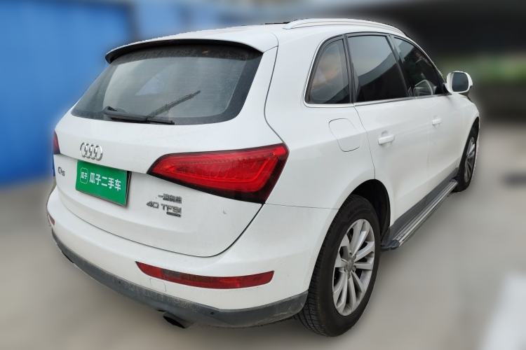 Used Audi Q5 2013 40 TFSI Technology Edition Rear Right 45 Deg