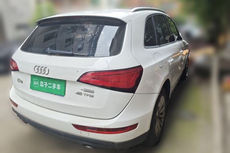 Used Audi Q5 2013 40 TFSI Technology Edition Rear Right 45 Deg