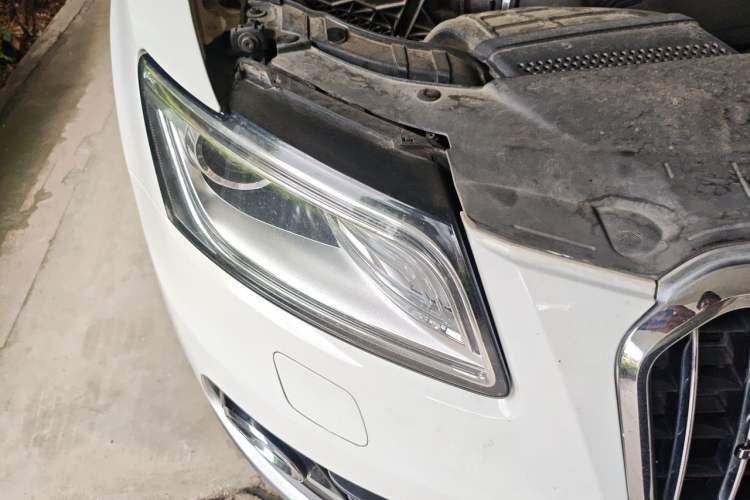 Used Audi Q5 2013 40 TFSI Technology Edition Right Front Headlight