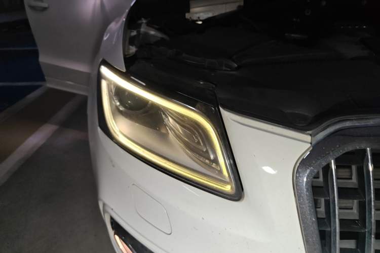Used Audi Q5 2013 45 TFSI quattro Sport Edition Right Front Headlight