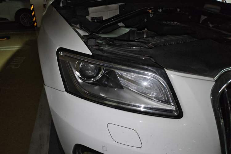 Used Audi Q5 2013 40 TFSI Technology Edition Right Front Headlight