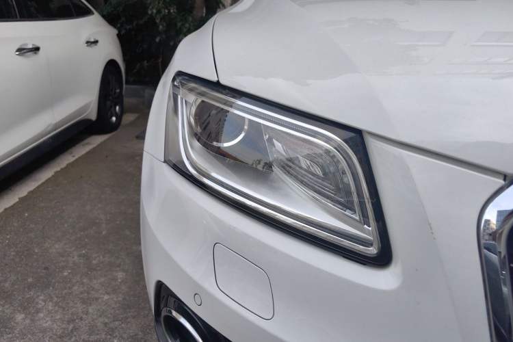 Used Audi Q5 2013 40 TFSI Technology Edition Right Front Headlight