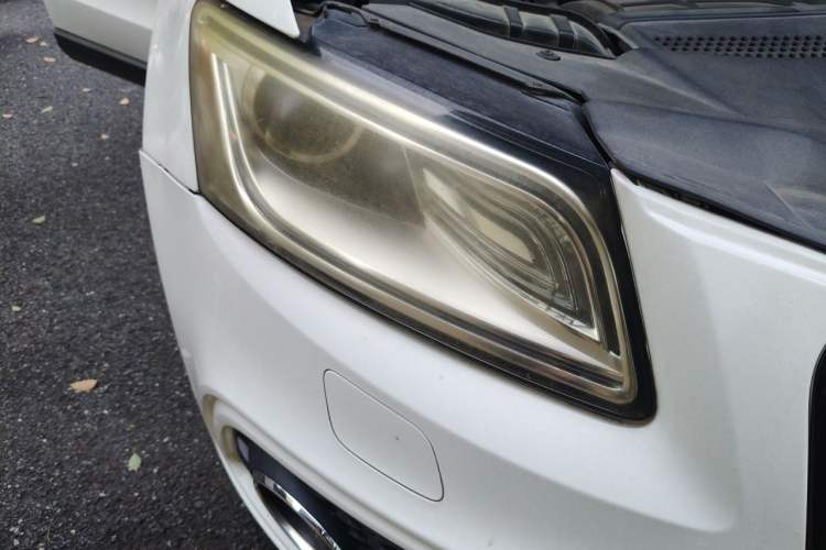 Used Audi Q5 2013 40 TFSI Comfort Edition Right Front Headlight