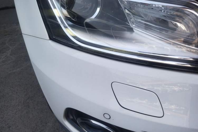 Used Audi Q5 2013 40 TFSI Technology Edition Right Front Headlight