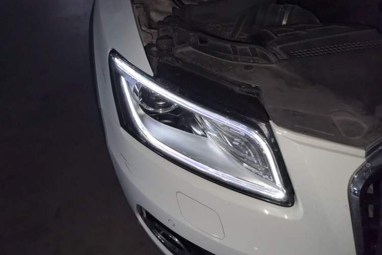 Used Audi Q5 2013 40 TFSI Technology Edition Right Front Headlight
