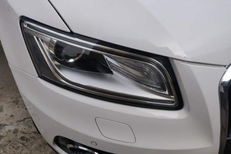 Used Audi Q5 2013 40 TFSI Technology Edition Right Front Headlight