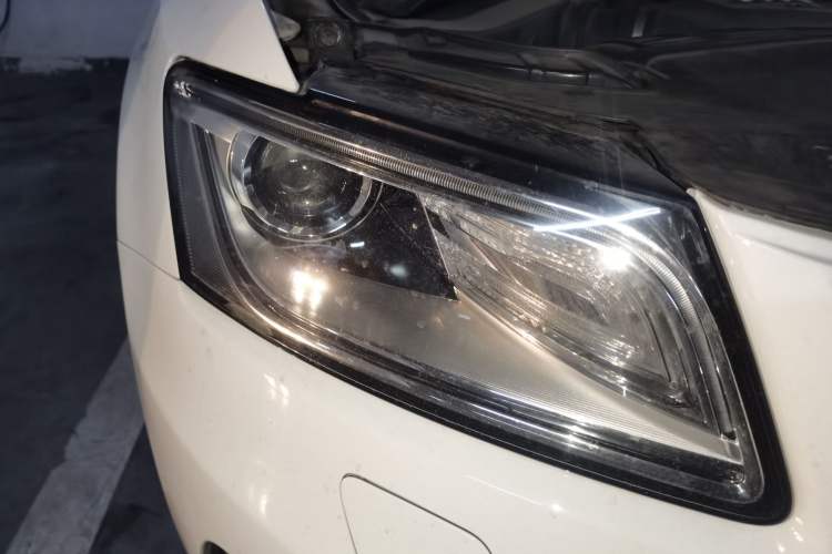 Used Audi Q5 2013 40 TFSI Technology Edition Right Front Headlight