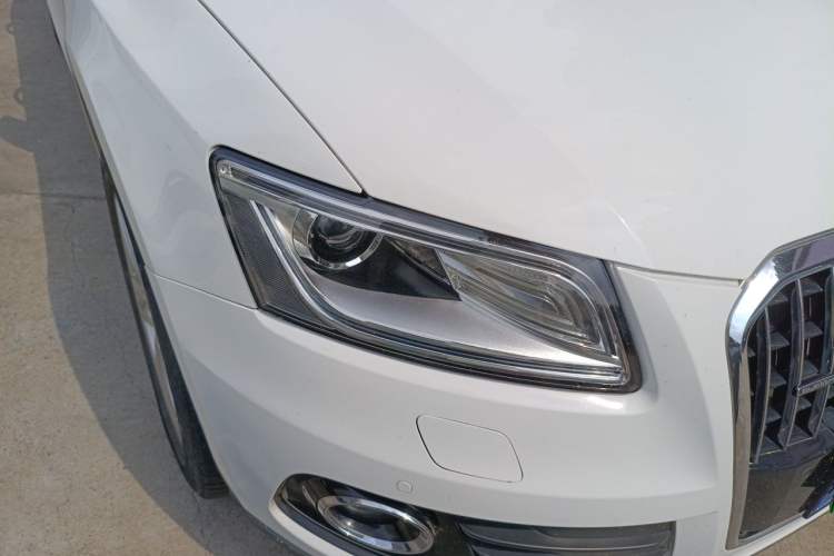 Used Audi Q5 2013 40 TFSI Dynamic Edition Right Front Headlight