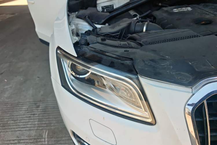 Used Audi Q5 2013 40 TFSI Technology Edition Right Front Headlight