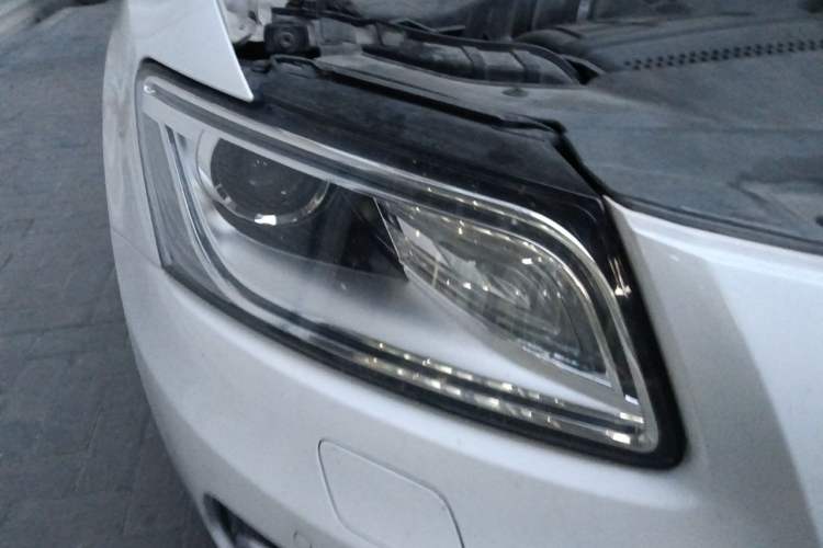 Used Audi Q5 2013 40 TFSI Technology Edition Right Front Headlight