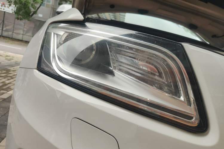 Used Audi Q5 2013 40 TFSI Technology Edition Right Front Headlight