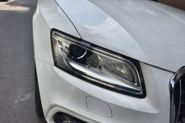 Used Audi Q5 2013 40 TFSI Comfort Edition Right Front Headlight