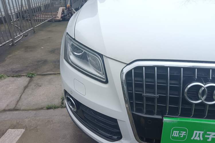 Used Audi Q5 2013 40 TFSI Technology Edition Right Front Headlight