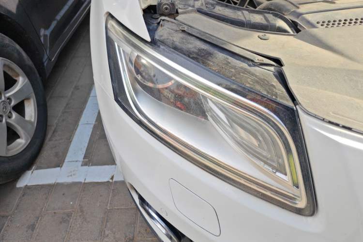 Used Audi Q5 2013 40 TFSI Technology Edition Right Front Headlight
