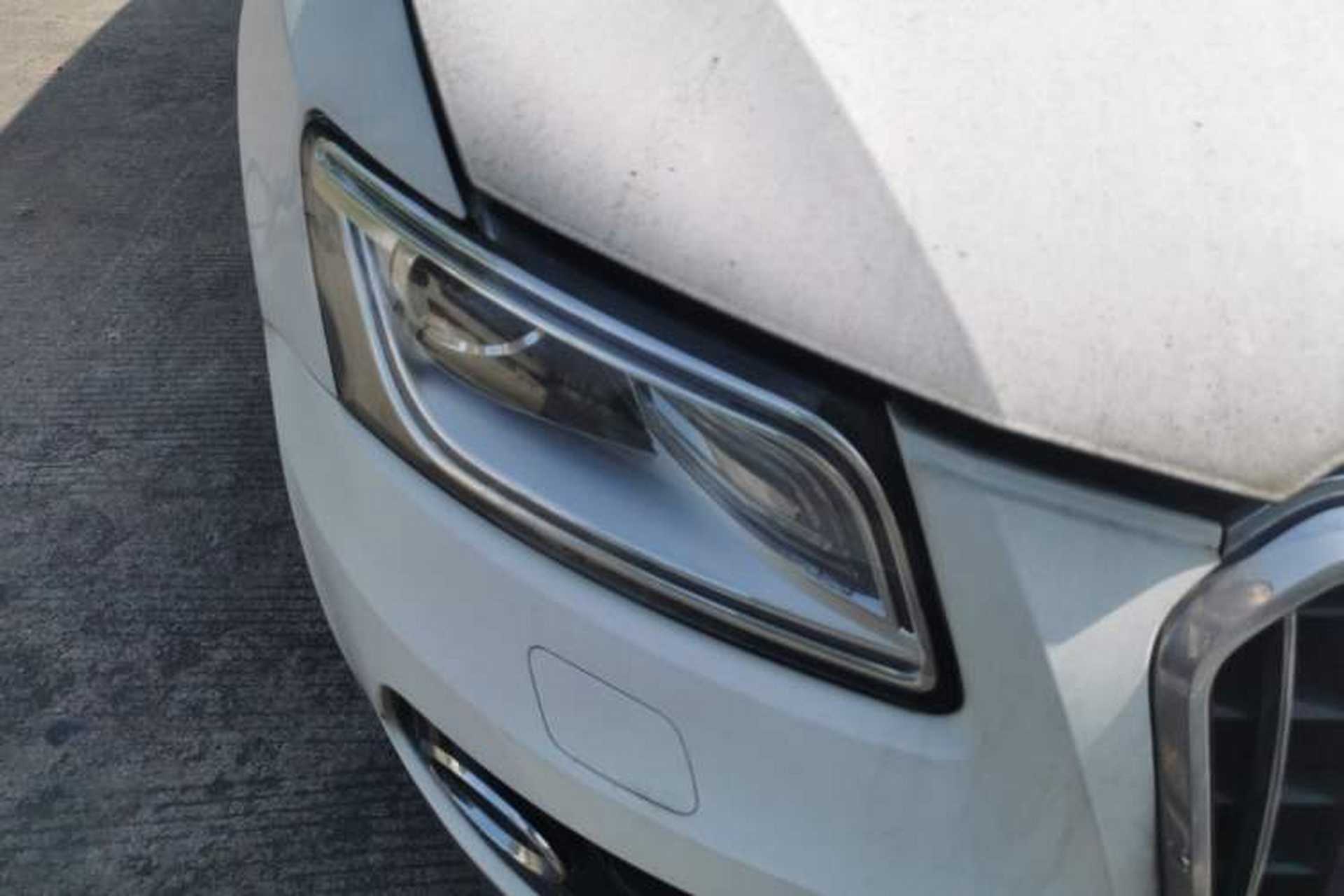 Used Audi Q5 2013 40 TFSI Ambition Right Front Headlight