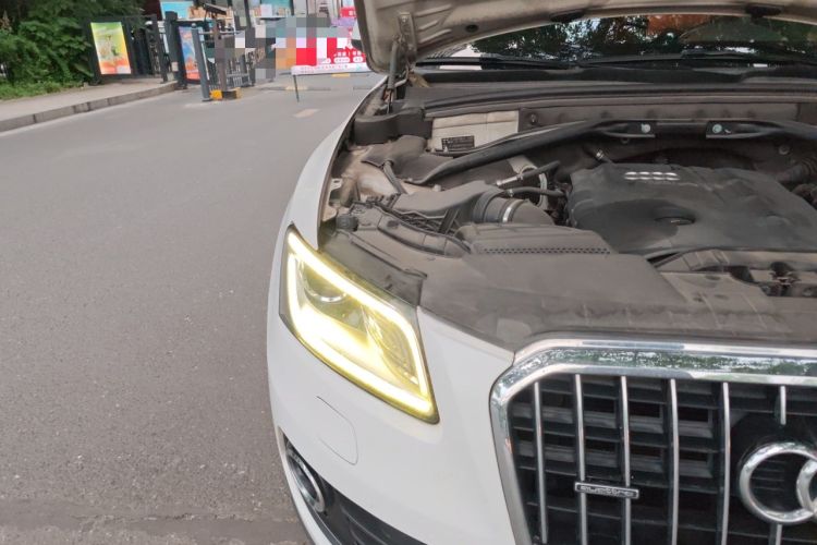 Used Audi Q5 2013 40 TFSI Ambition Right Front Headlight