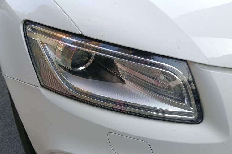 Used Audi Q5 2013 45 TFSI quattro Sport Edition Right Front Headlight