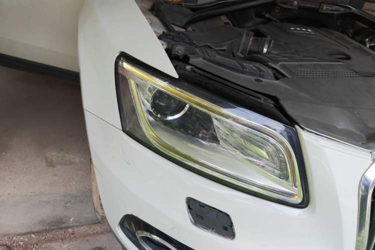 Used Audi Q5 2013 40 TFSI Technology Edition Right Front Headlight