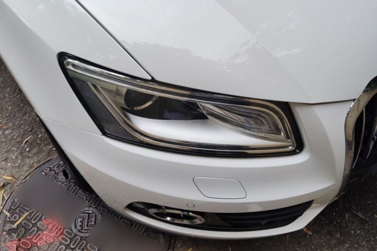Used Audi Q5 2013 40 TFSI Luxury Model Right Front Headlight