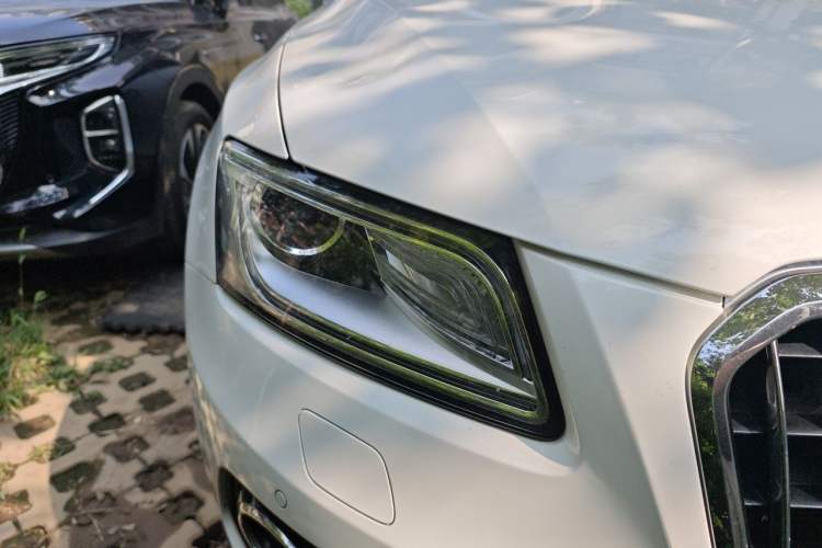 Used Audi Q5 2013 40 TFSI Technology Edition Right Front Headlight
