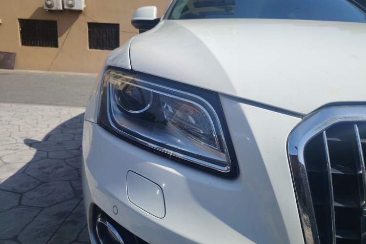 Used Audi Q5 2013 40 TFSI Technology Edition Right Front Headlight