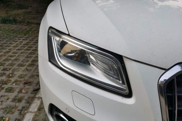Used Audi Q5 2013 40 TFSI Technology Edition Right Front Headlight