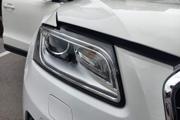Used Audi Q5 2013 40 TFSI Comfort Edition Right Front Headlight