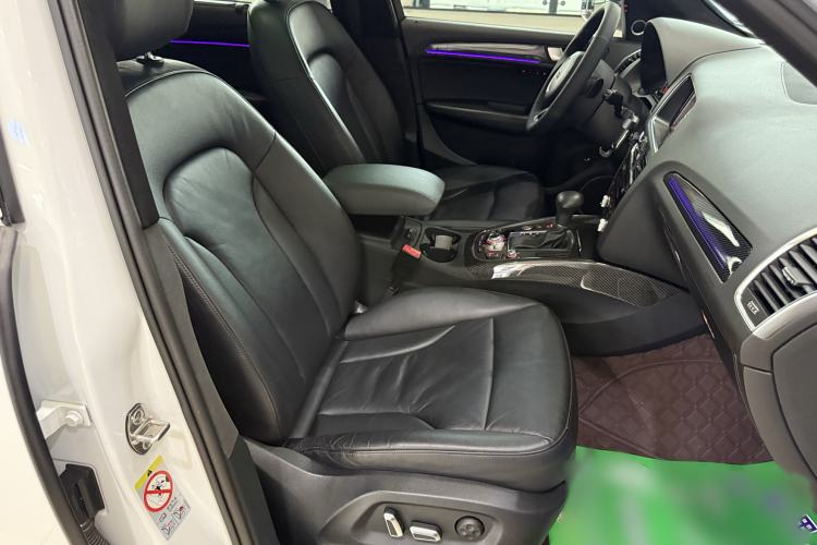 Used Audi Q5 2013 45 TFSI quattro Sport Edition Right Front Seat