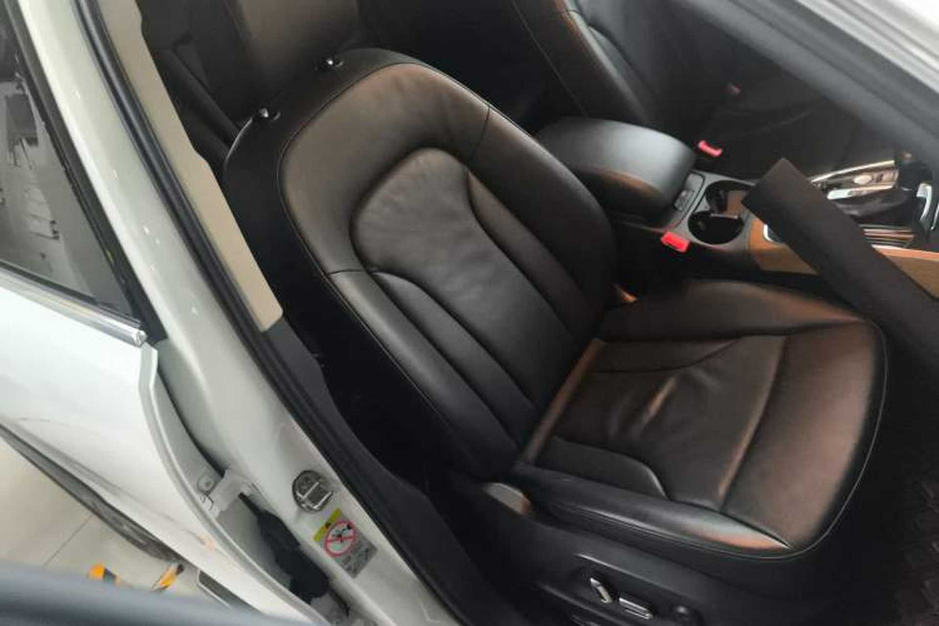 Used Audi Q5 2013 45 TFSI quattro off-road version Right Front Seat