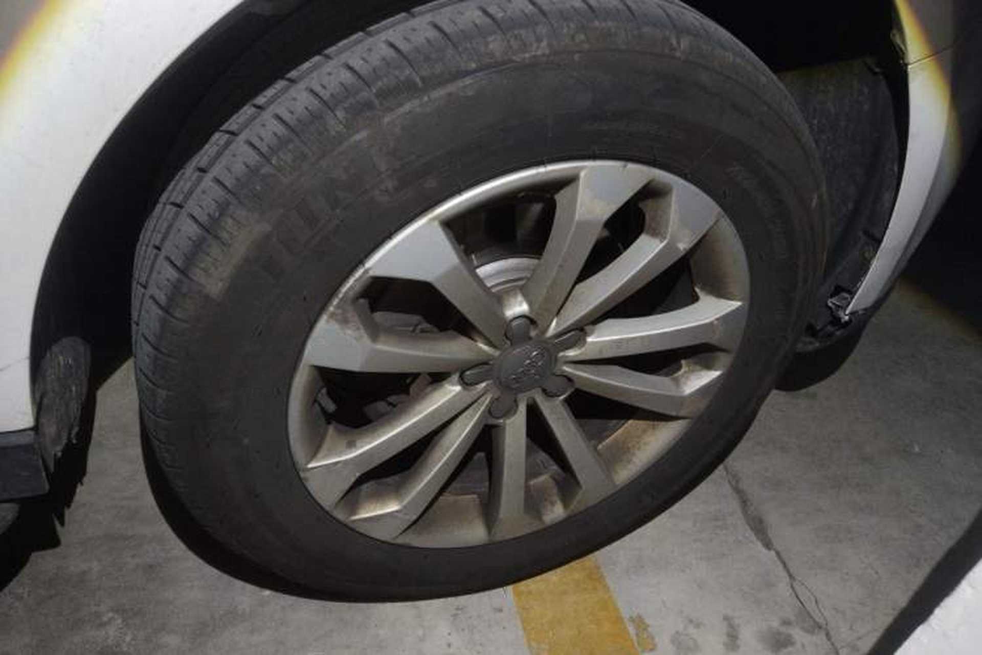 Used Audi Q5 2013 40 TFSI Technology Edition Right Front Wheel Hub
